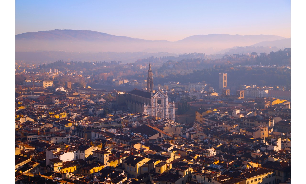 Dove bere un ottimo vino a base di uve Canaiolo Nero a Firenze